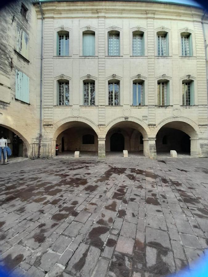 Petit Cocon En Plein Centre Historique D'Uzes - Place Aux Herbes En Zone Pietonniere 외부 사진